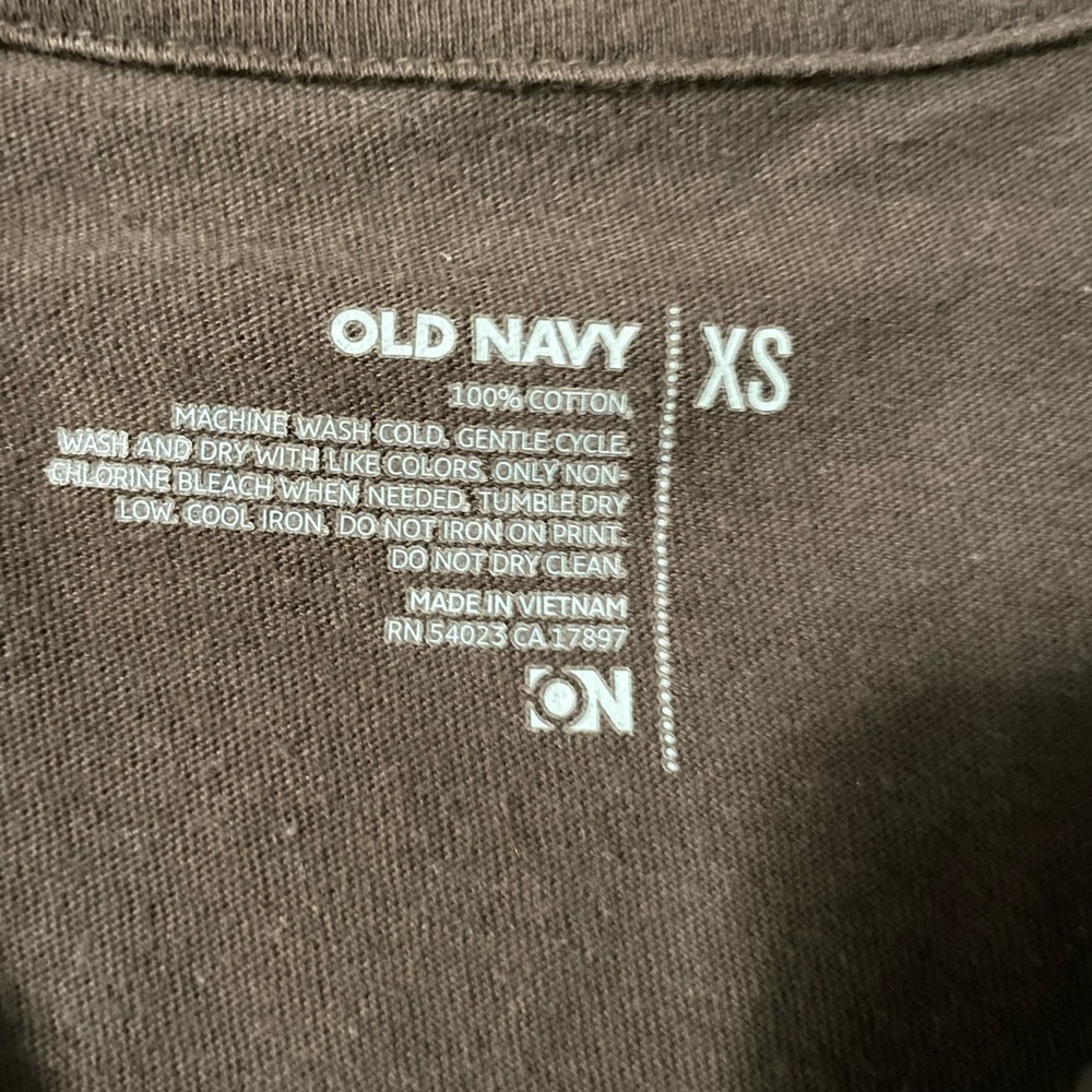 Old Navy polo shirts (set of 2) - Picture 3 of 6